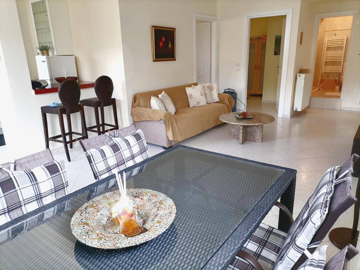 Tini'S Apartment Nea Iraklitsa 外观 照片